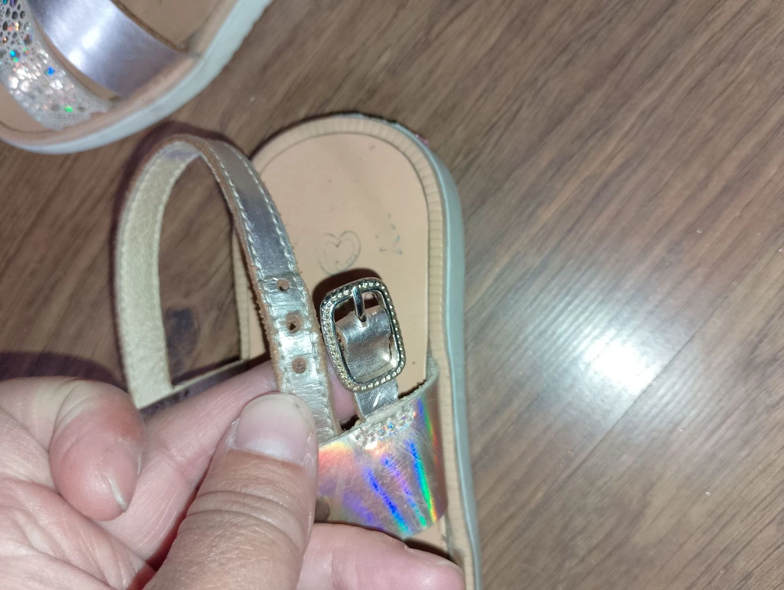 Iridescent girl's sandals with glittery straps – photo 11